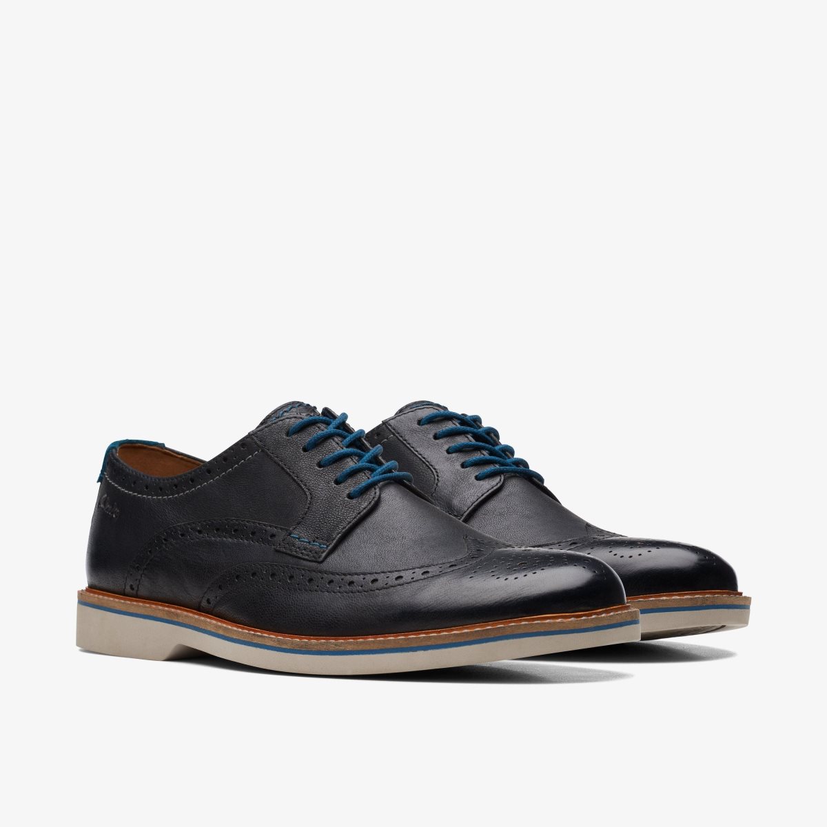 Clarks Atticus LT Limit Black Leather Black | FT3802796